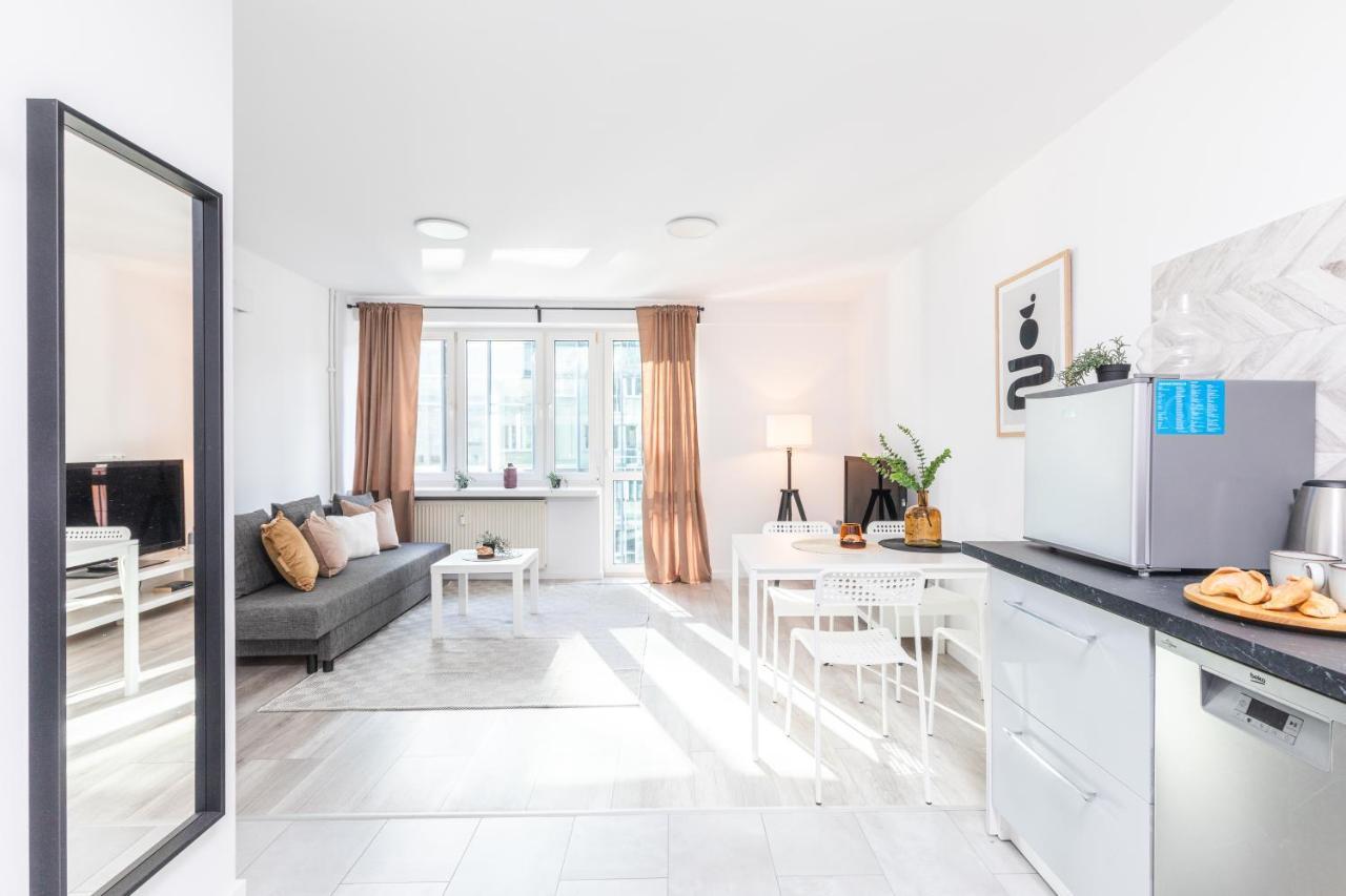 Apartment Superapart Jana Pawla Ii 18 Warsaw